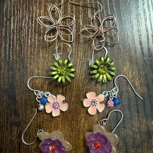 Lot of 4 Flower Dangle Drop Earrings Rose Gold Tone Green Pink Purple Floral